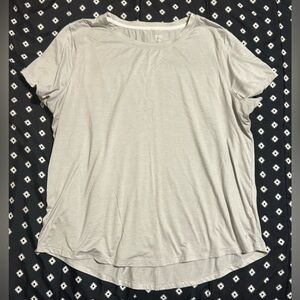 DSG Light grey work out shirt- size xl/2xl